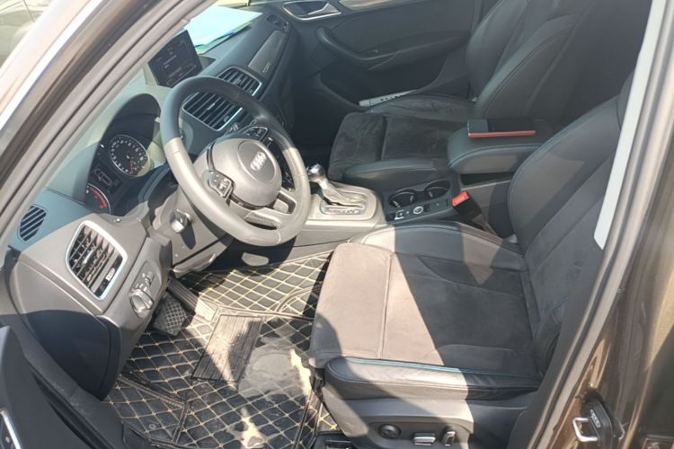 Audi Q3 2018 #19 Audi Q3 2018 car image #19