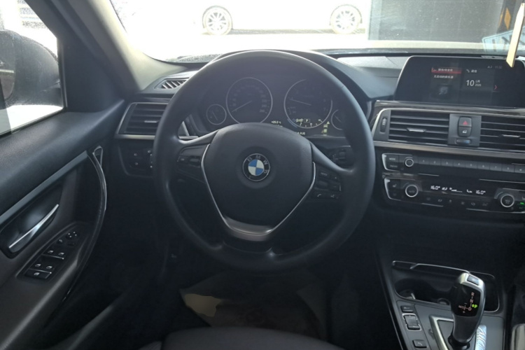 BMW 3 Series 2017 #15 BMW 3 Series 2017 image de voiture #15