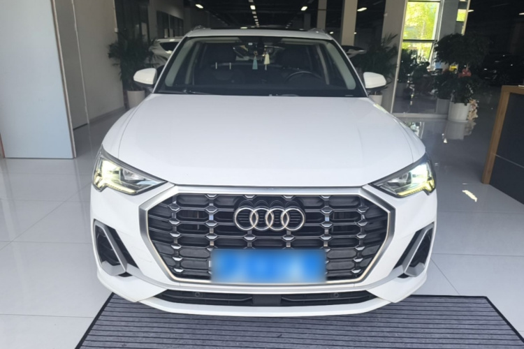 Audi Q3 2020 #3 Audi Q3 2020 car image #3