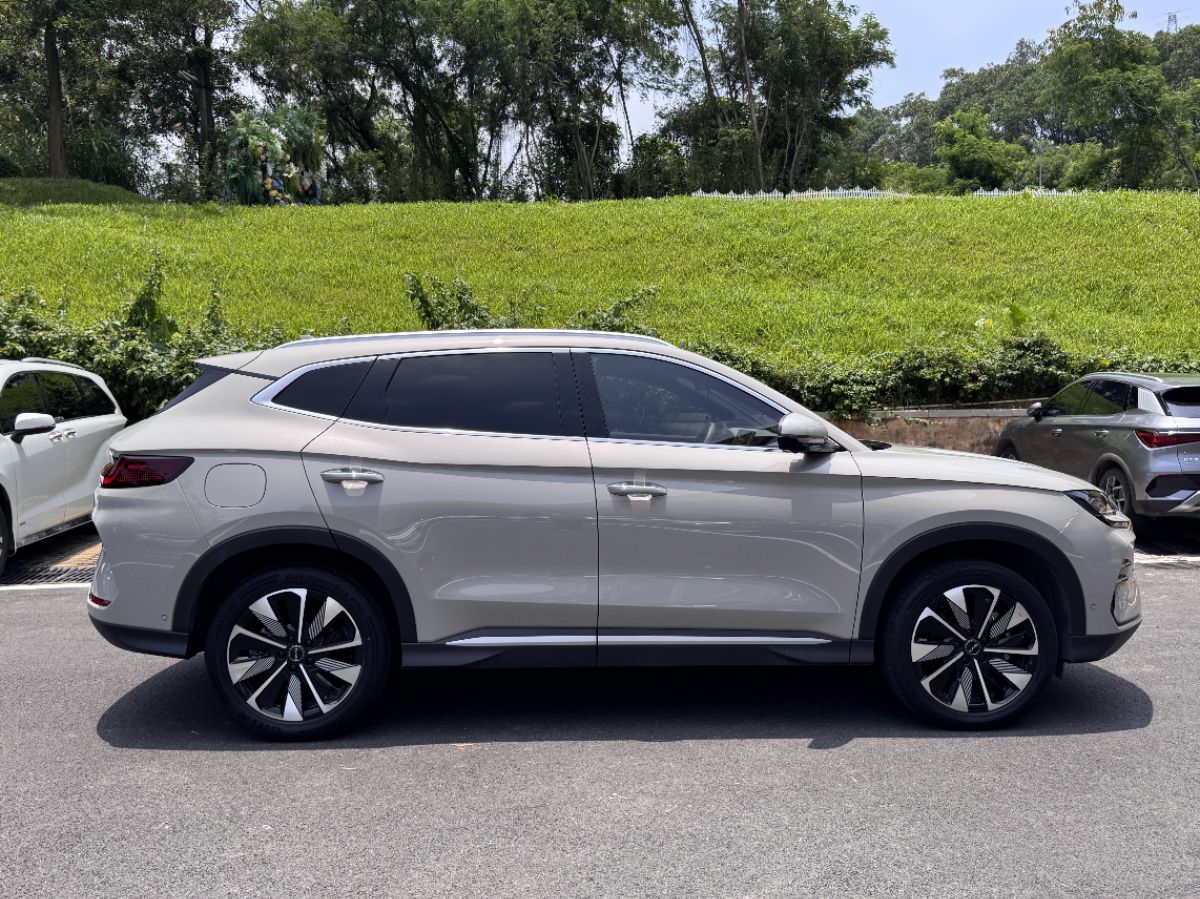 BYD Song Plus New Energy 2024 car image #8