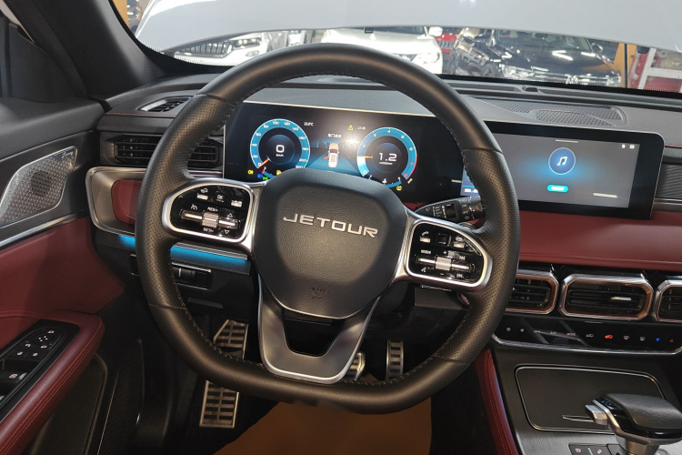 Jetour X70 PLUS 2022 #15 Jetour X70 PLUS 2022 car image #15