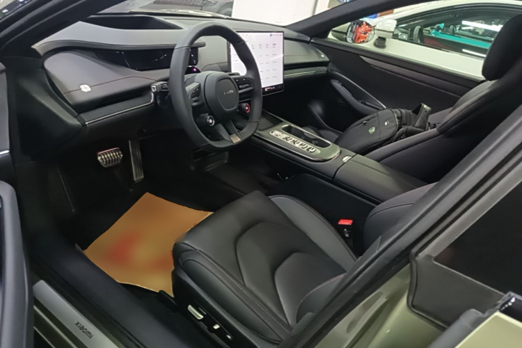MI SU7 2025 immagine di auto #16