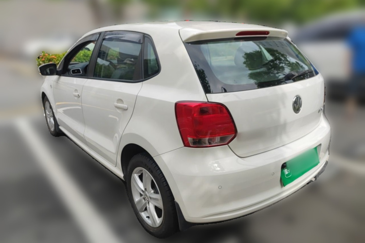 Volkswagen Polo 2012 #5 Volkswagen Polo 2012 car image #5