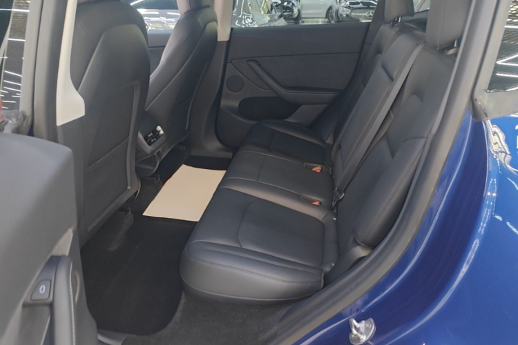 Tesla Model Y 2021 #13 Tesla Model Y 2021 car image #13