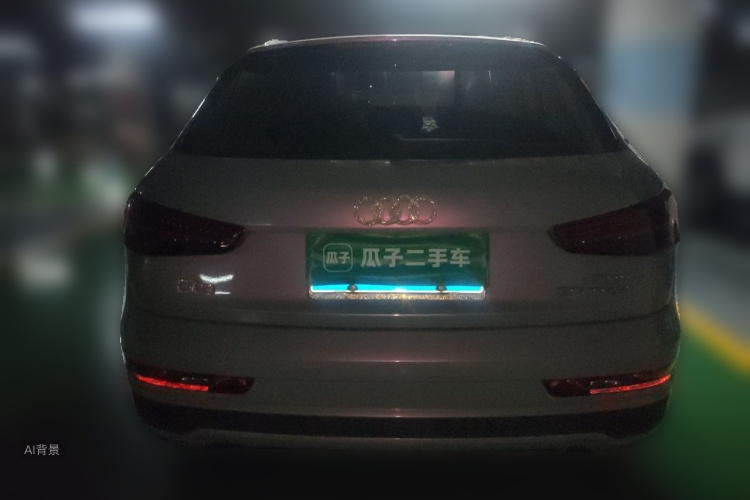 Audi Q3 2019 car image #6