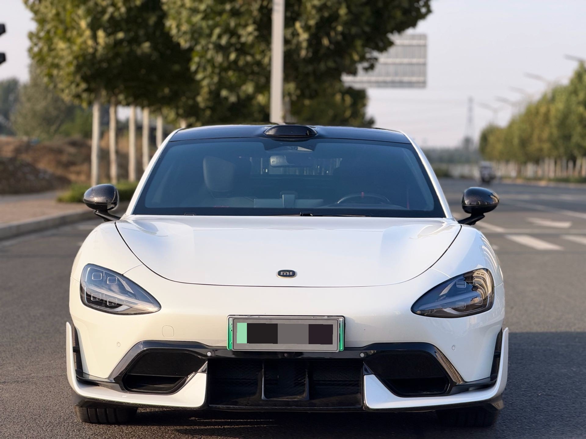 MI SU7 Ultra 2025 car image #2
