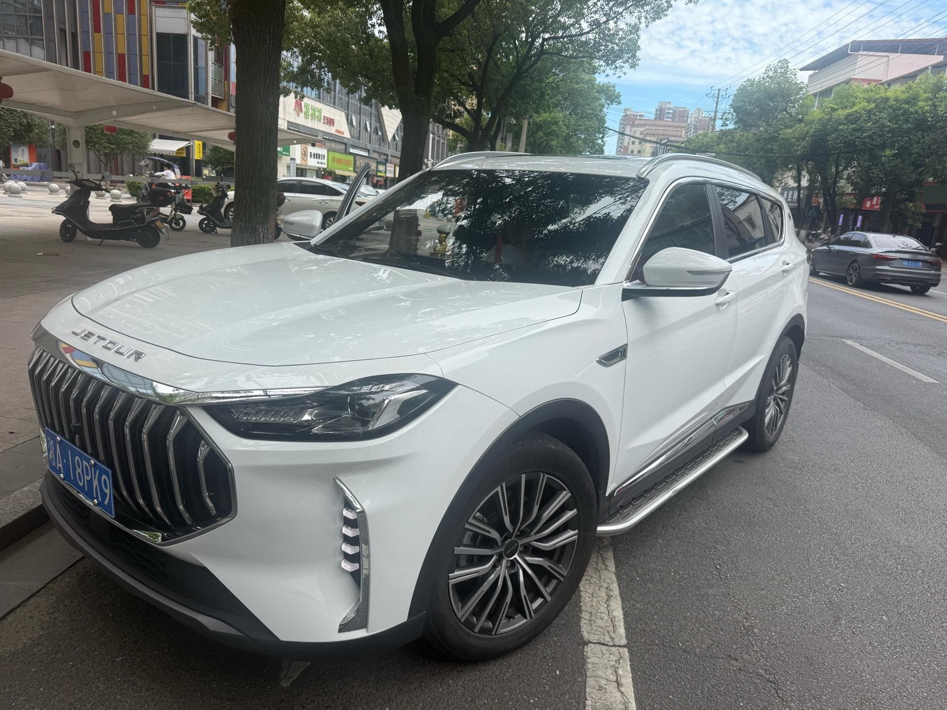 Jetour X70 PLUS 2023 car image 