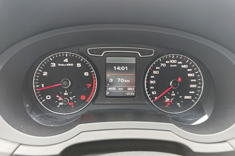 Audi Q3 2014 #12 Audi Q3 2014 car image #12
