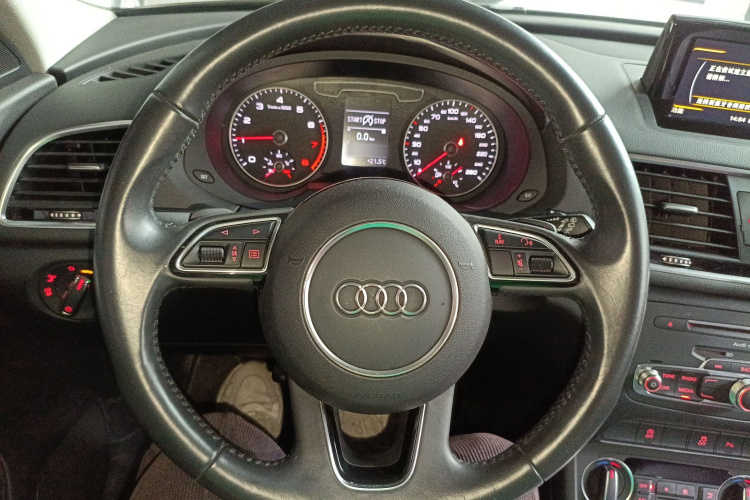 Audi Q3 2018 image de voiture #15