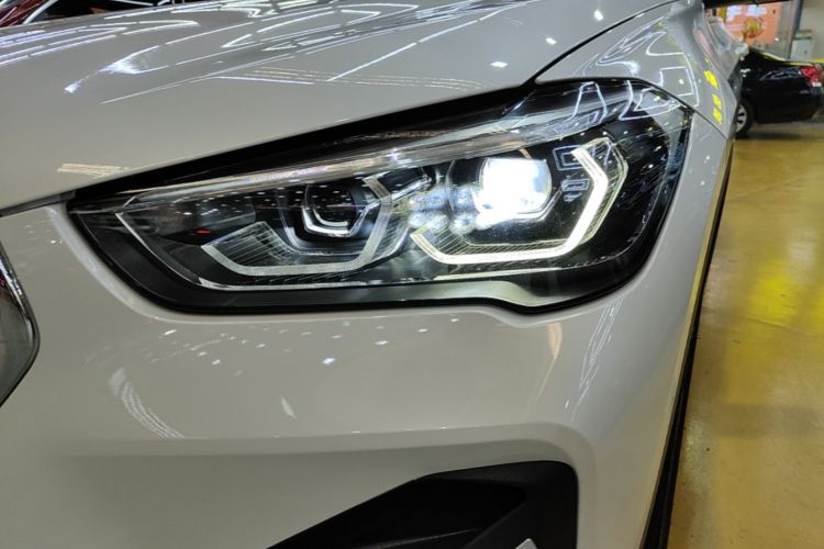 BMW X1 2020 car image #23