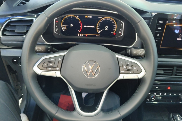Volkswagen Tharu 2025 #11 Volkswagen Tharu 2025 car image #11