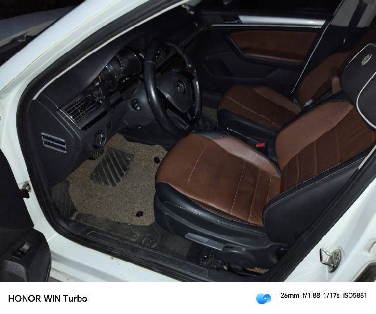 Volkswagen Bora 2016 car image #2