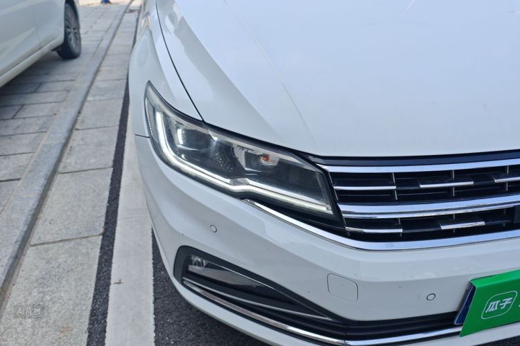 Volkswagen Bora 2021 car image #8