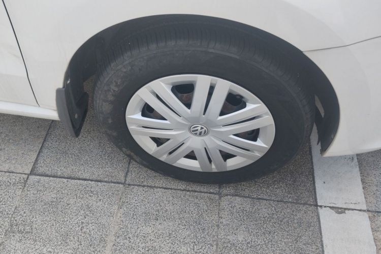 Volkswagen Polo 2017 #9 Volkswagen Polo 2017 car image #9