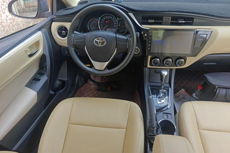 Toyota Corolla 2017 car image #11