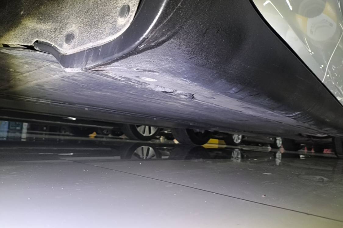 Tesla Model Y 2024 car image #26