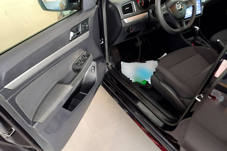 Volkswagen Lavida 2018 car image #16