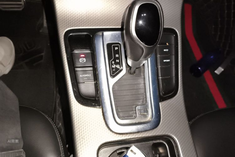 GEELY Emgrand GS 2017 car image #16