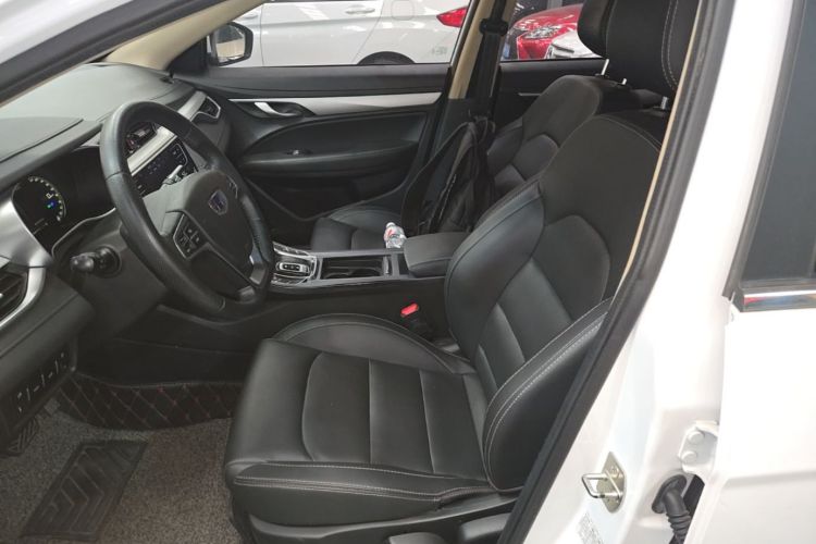 GEELY Emgrand 2018 #15 GEELY Emgrand 2018 car image #15