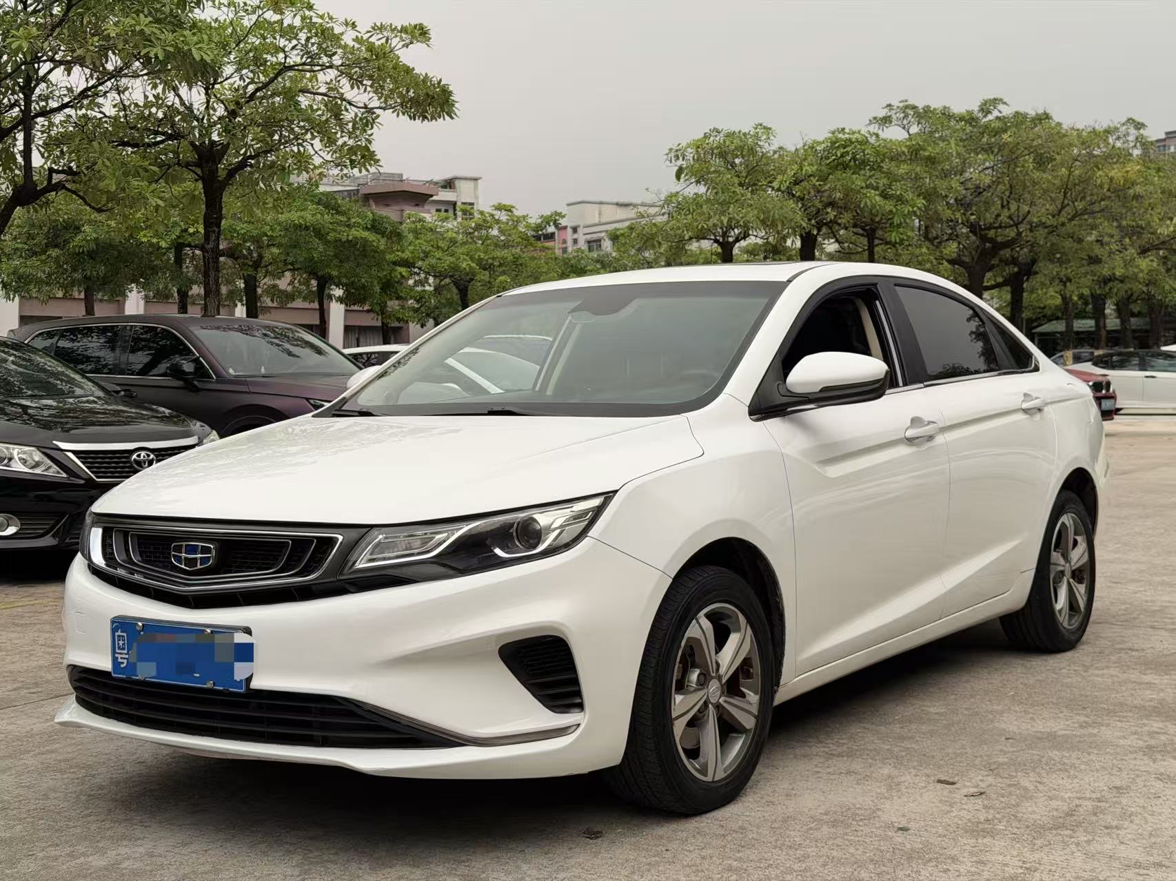 GEELY Emgrand GL 2017 GEELY Emgrand GL 2017 image de voiture