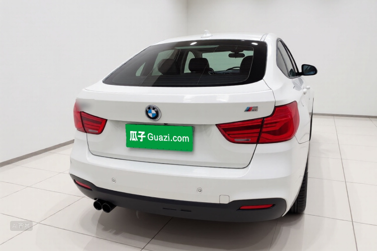 BMW 3 Series GT 2017 صورة سيارة #6
