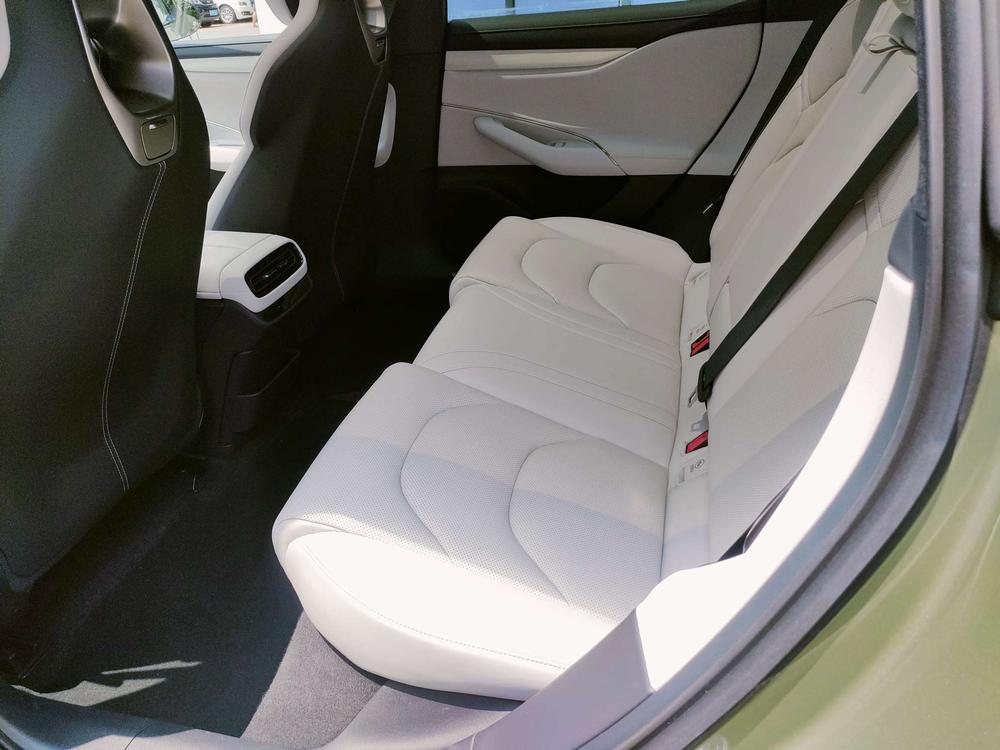 2025 #30 2025 immagine di auto #30
