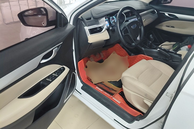GEELY Emgrand 2019 #16 GEELY Emgrand 2019 car image #16