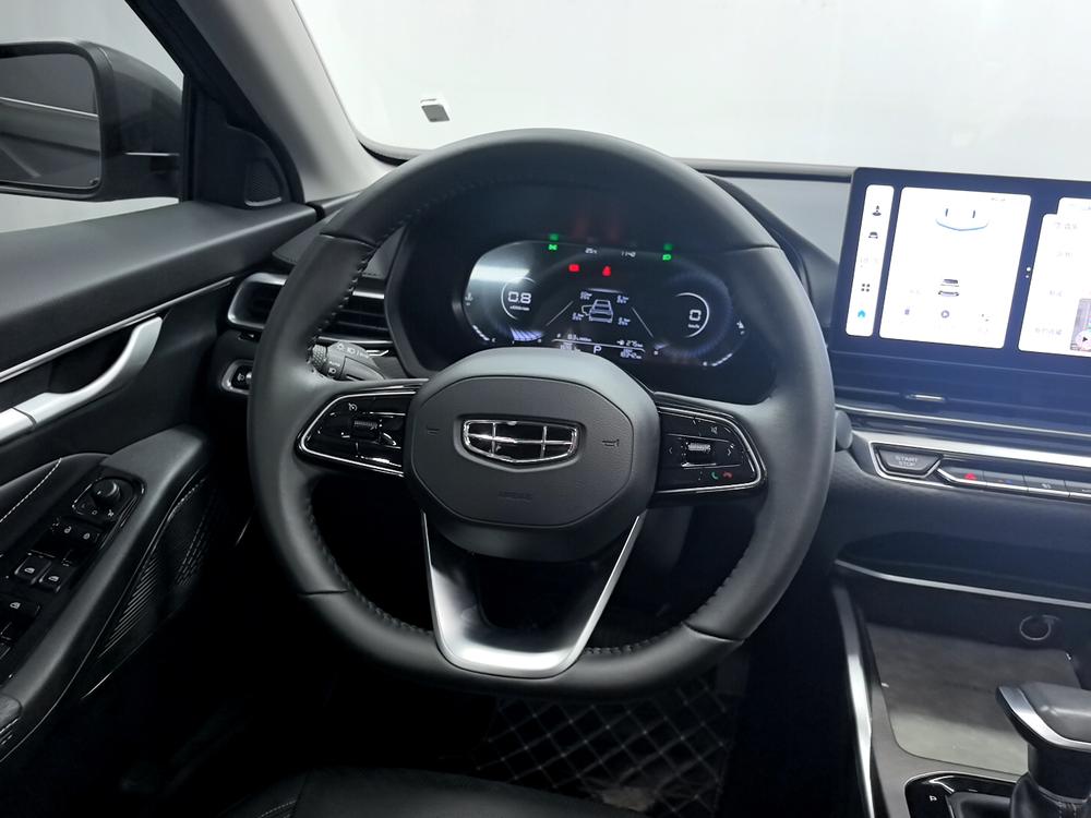 GEELY Emgrand 2023 car image #16