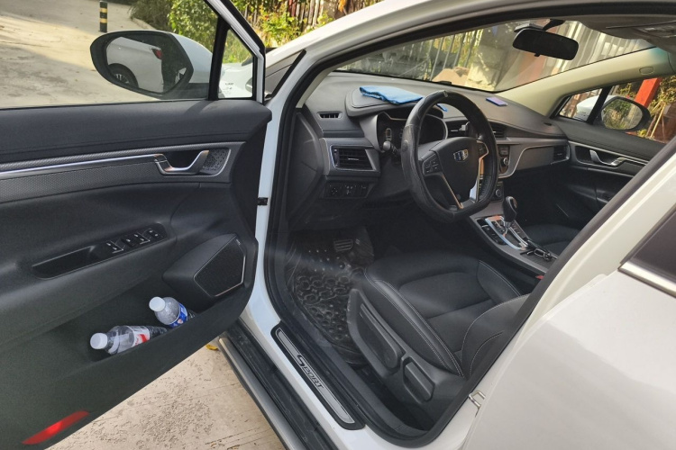 GEELY Emgrand GS 2017 #9 GEELY Emgrand GS 2017 immagine di auto #9