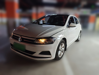 Volkswagen Polo 2021 car image 