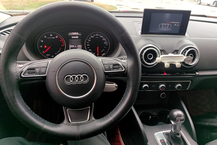 Audi A3 2017 car image #10