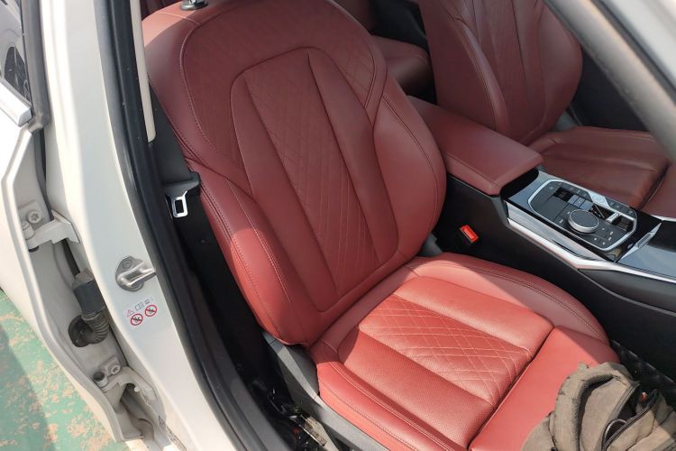 BMW 3 Series 2024 #24 BMW 3 Series 2024 car image #24