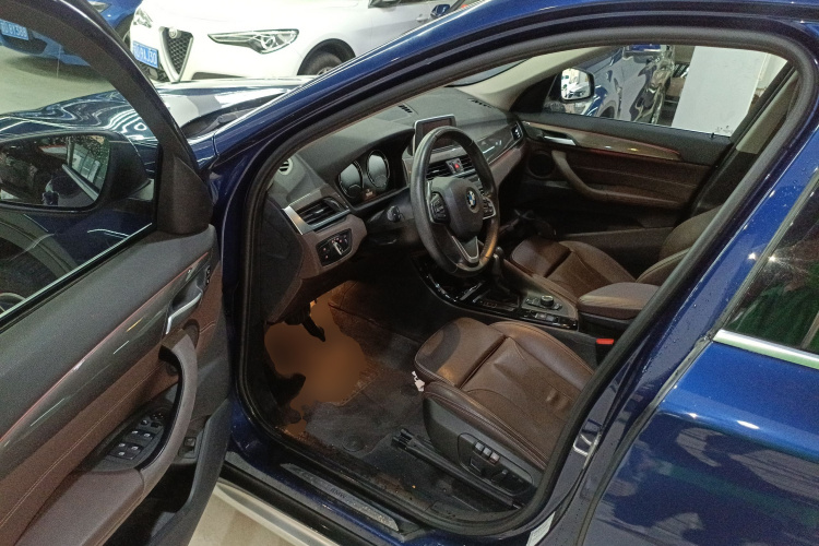 BMW X1 2018 #16 BMW X1 2018 car image #16