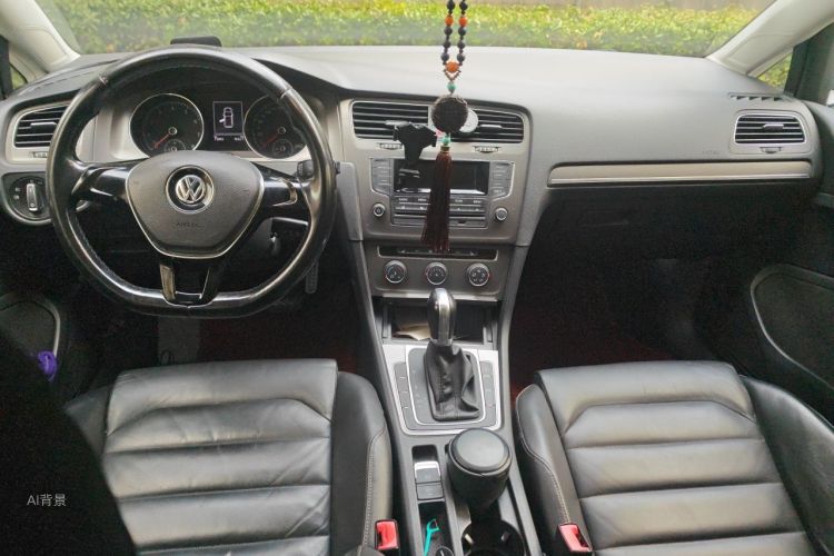 Volkswagen Golf 2014 car image #11