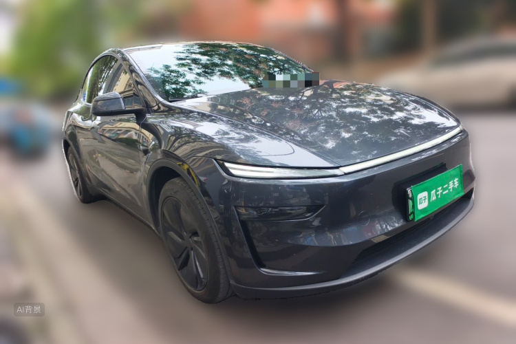 Tesla Model Y 2025 #4 Tesla Model Y 2025 car image #4
