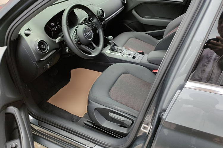 Audi A3 2021 car image #19