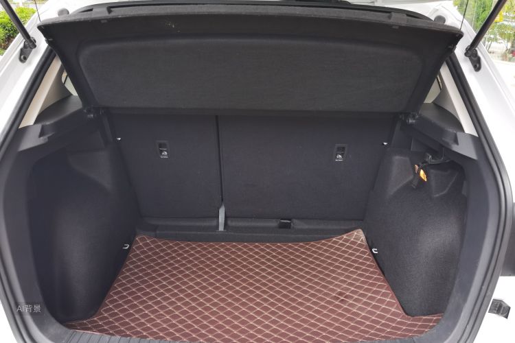 Volkswagen Tharu 2023 car image #21