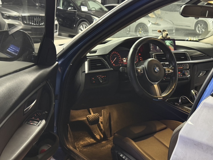BMW 3 Series 2018 #3 BMW 3 Series 2018 car image #3
