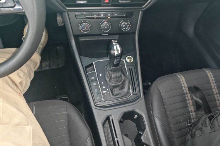 Volkswagen Lavida 2019 #14 Volkswagen Lavida 2019 car image #14