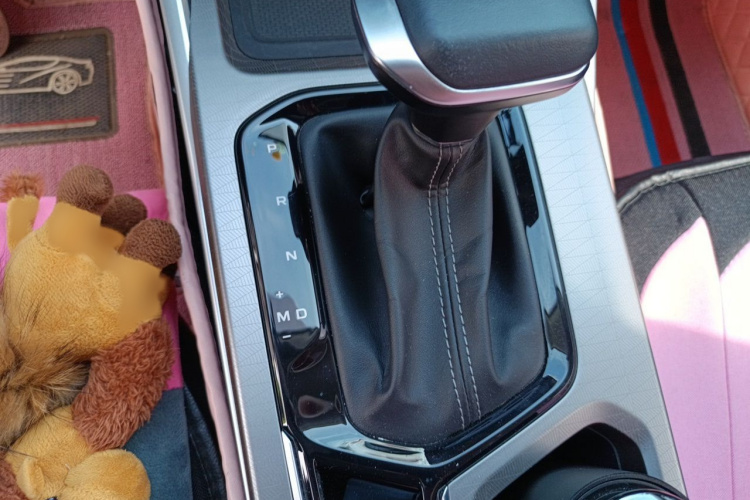 GEELY Emgrand 2023 #18 GEELY Emgrand 2023 car image #18
