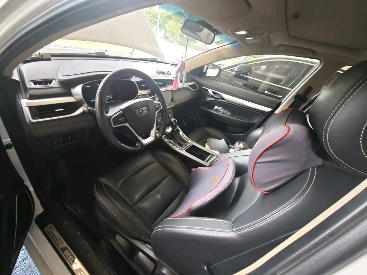 GEELY Emgrand 2019 #5 GEELY Emgrand 2019 car image #5