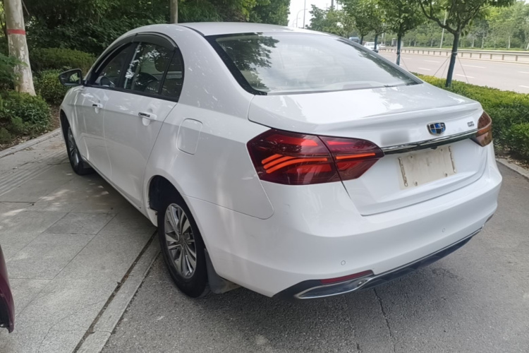 GEELY Emgrand 2019 car image #5