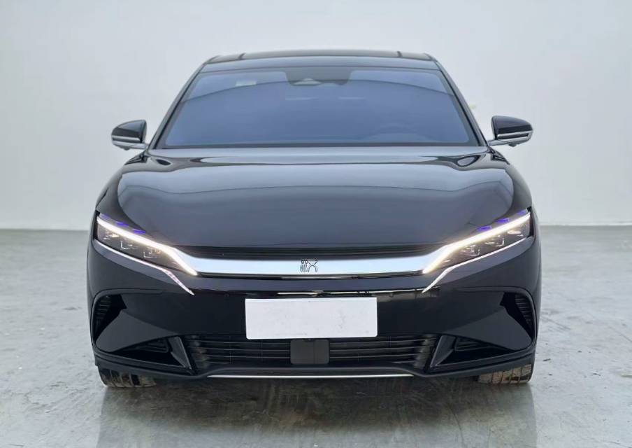 BYD Han 2024 car image #2