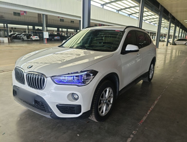 BMW X1 2018 BMW X1 2018 car image