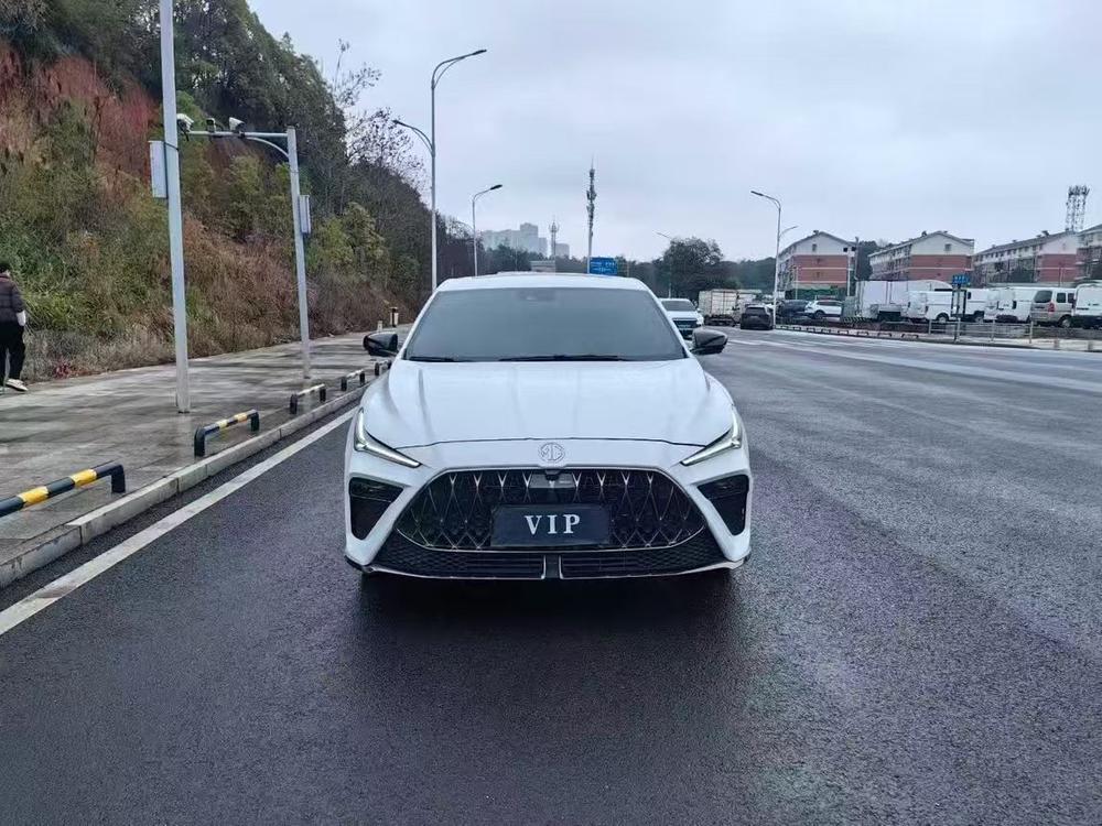MG 5 Scorpio 2022 car image #2