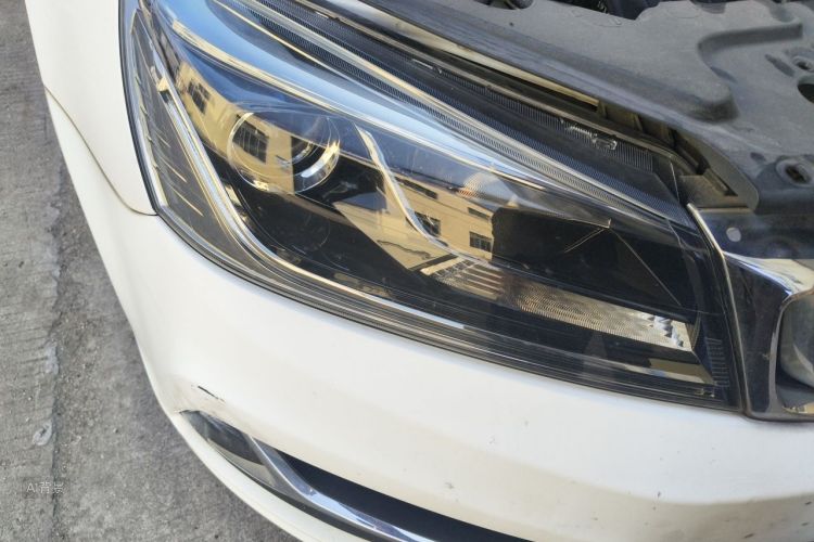 GEELY Emgrand 2020 #8 GEELY Emgrand 2020 car image #8