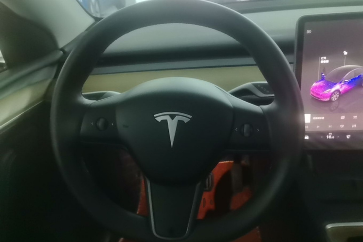 Tesla Model Y 2022 #11 Tesla Model Y 2022 car image #11