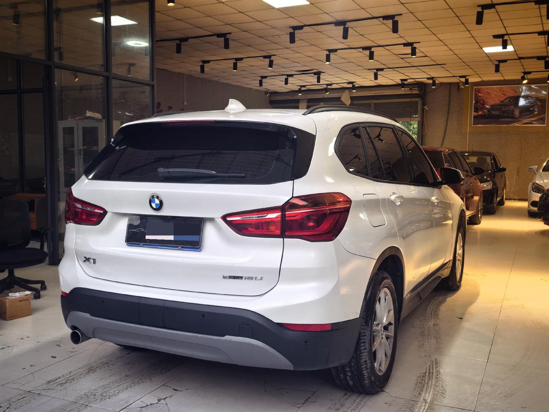 BMW X1 2019 #9 BMW X1 2019 car image #9
