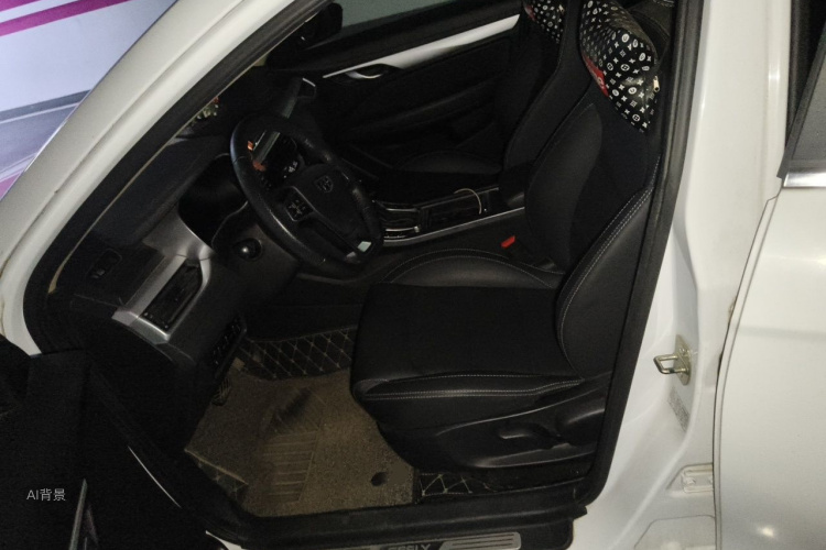 GEELY Emgrand 2018 car image #17