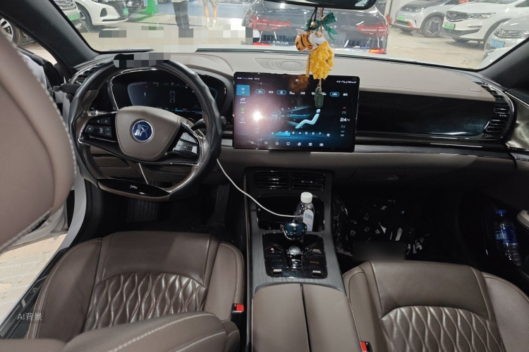 BYD Han 2020 immagine di auto #11